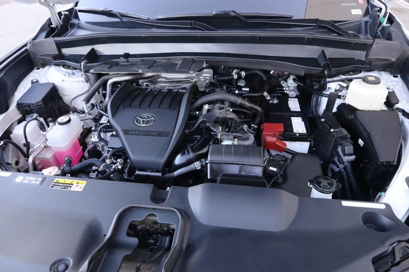 Toyota Grand Highlander Vehicle Image 28