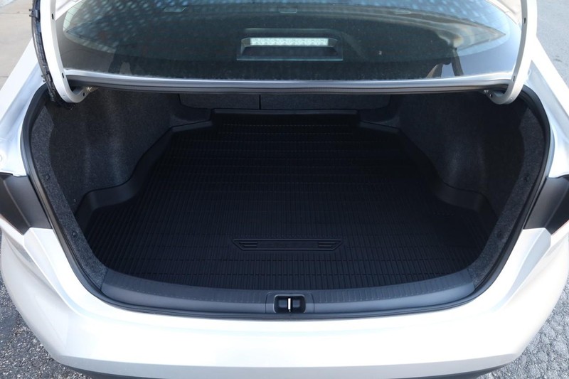 Toyota Corolla Vehicle Image 07
