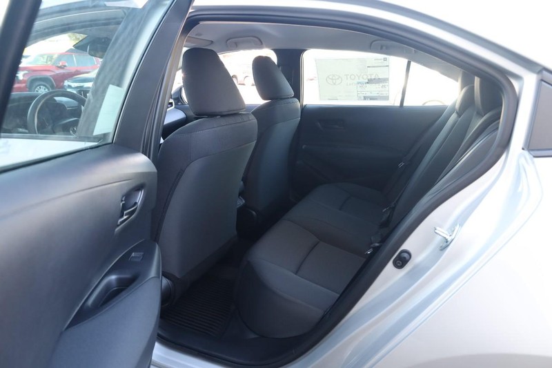 Toyota Corolla Vehicle Image 17