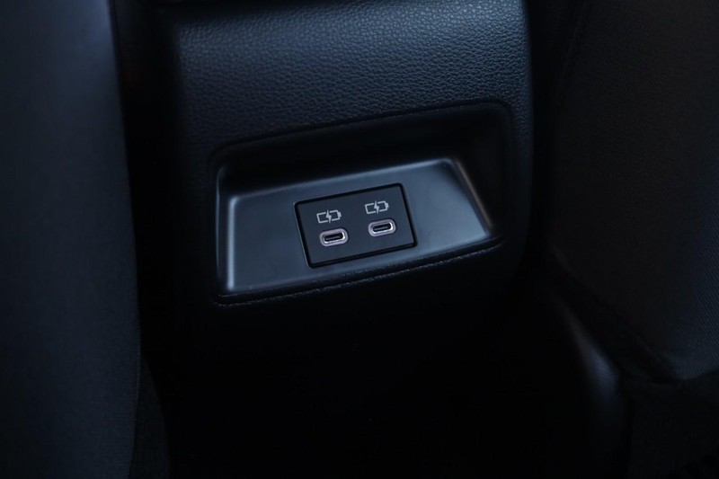 Toyota Corolla Vehicle Image 18
