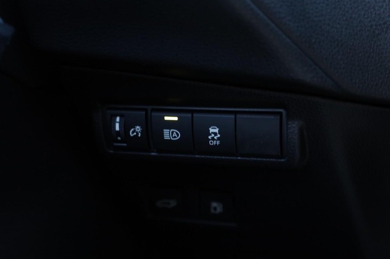 Toyota Corolla Cross Vehicle Full-screen Gallery Image 20