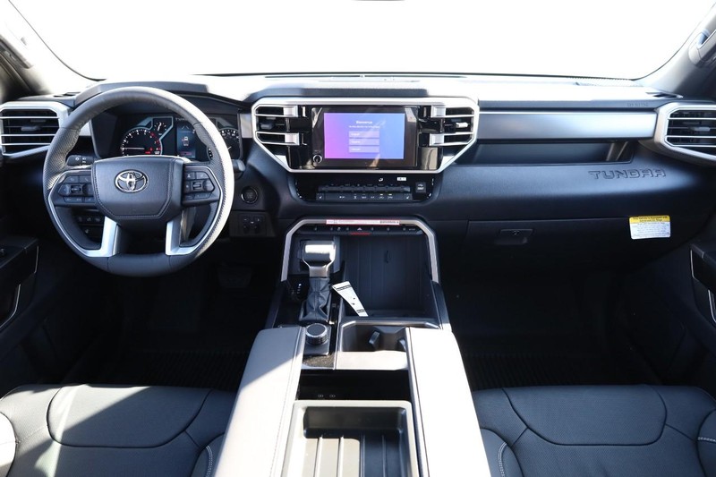 Toyota Tundra 4WD Vehicle Image 21