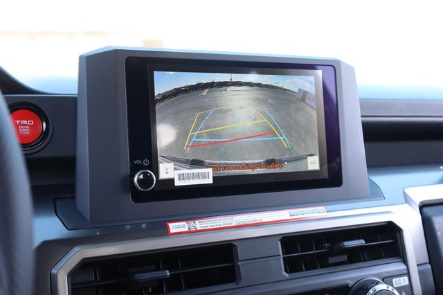 Toyota Tacoma 4WD Vehicle Image 12