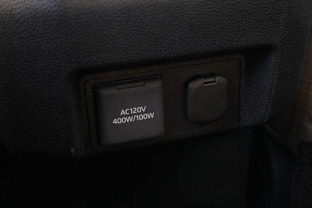 Toyota Tacoma 4WD Vehicle Image 21