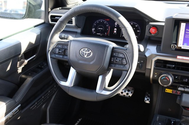 Toyota Tacoma 4WD Vehicle Image 23