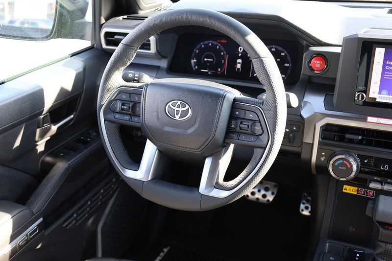 Toyota Tacoma 4WD Vehicle Image 23