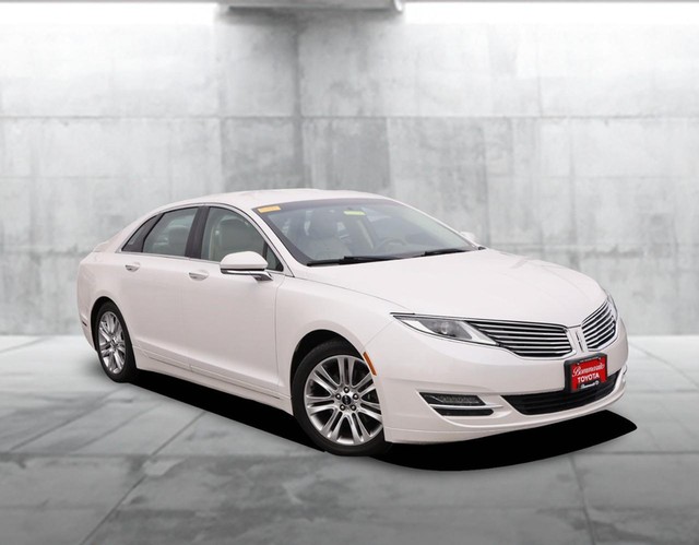 Used 2016 Lincoln MKZ Base with VIN 3LN6L2G97GR617404 for sale in Hazelwood, MO