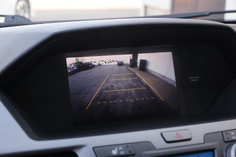 Honda Odyssey Vehicle Full-screen Gallery Image 19