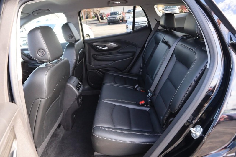 GMC Terrain Vehicle Image 10