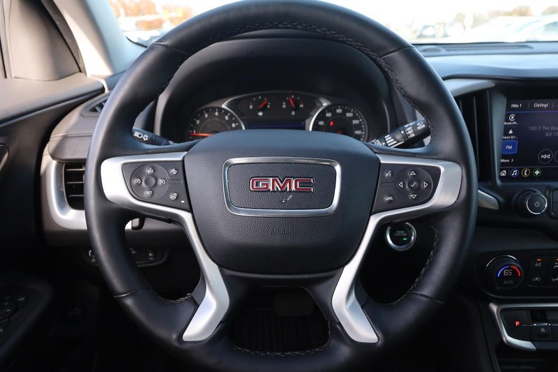 GMC Terrain Vehicle Image 11