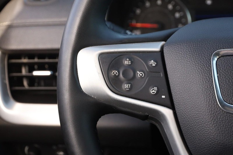 GMC Terrain Vehicle Image 12