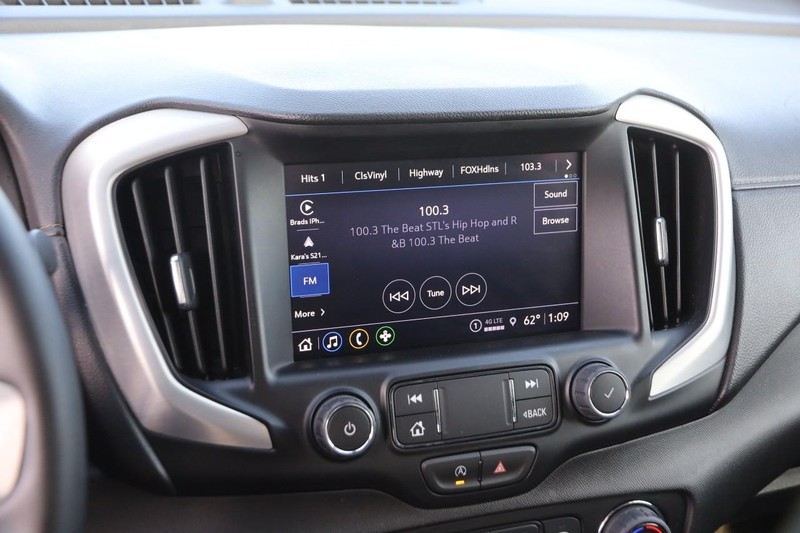 GMC Terrain Vehicle Image 16