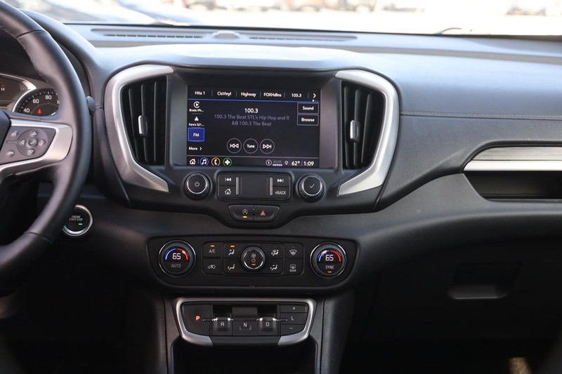 GMC Terrain Vehicle Image 24