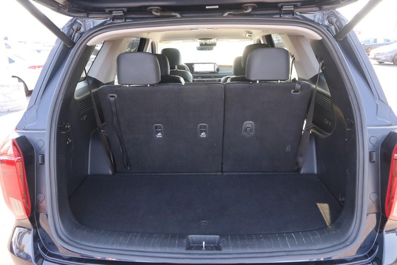 Hyundai Palisade Vehicle Full-screen Gallery Image 7