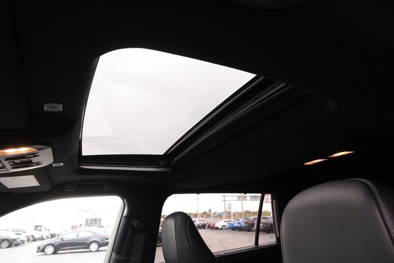 Toyota Highlander Vehicle Image 10