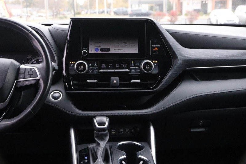 Toyota Highlander Vehicle Image 29