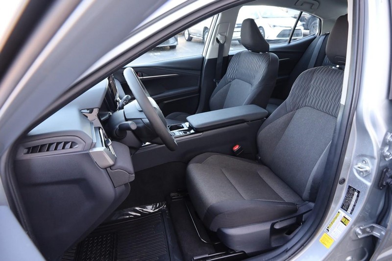 Toyota Camry Vehicle Image 08