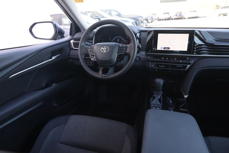 Toyota Camry Vehicle Image 23