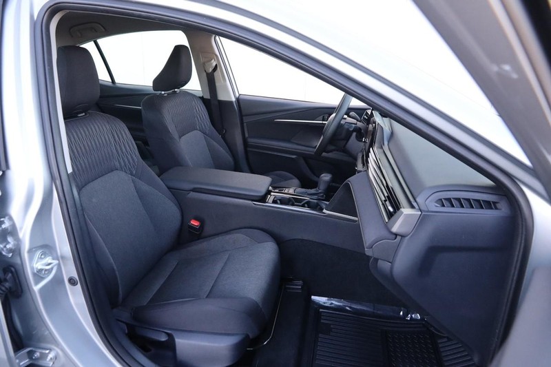 Toyota Camry Vehicle Image 27