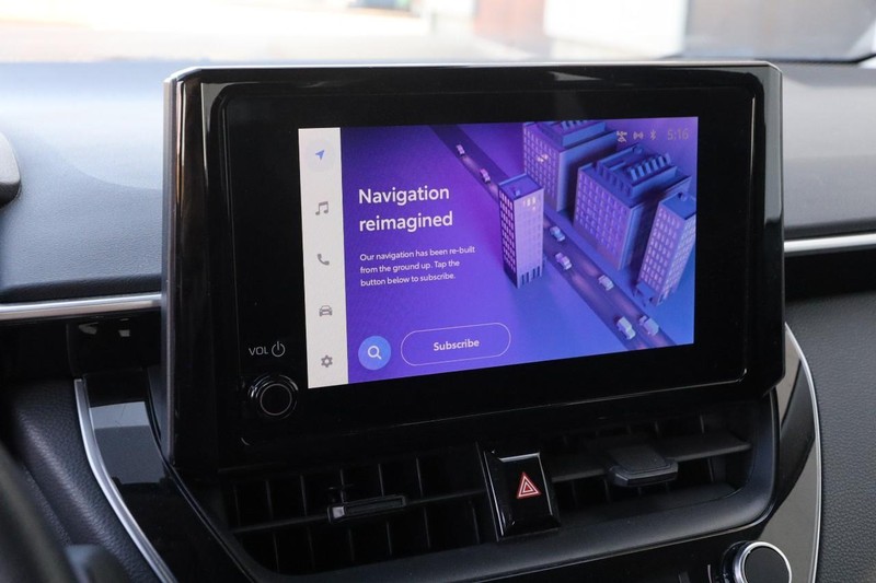 Toyota Corolla Vehicle Full-screen Gallery Image 14