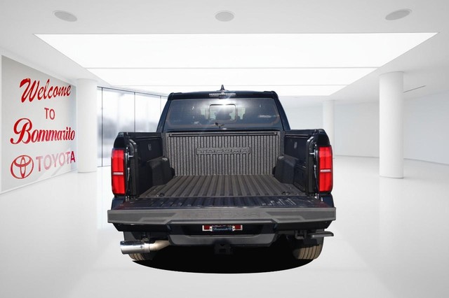 Toyota Tacoma 4WD Vehicle Image 07