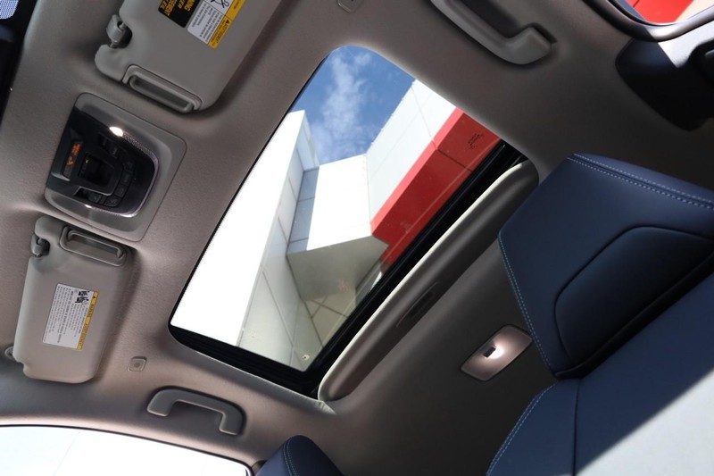 Toyota Corolla Cross Vehicle Image 10