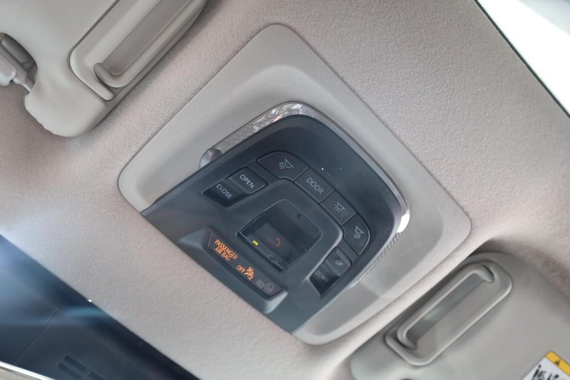 Toyota Corolla Cross Vehicle Image 18