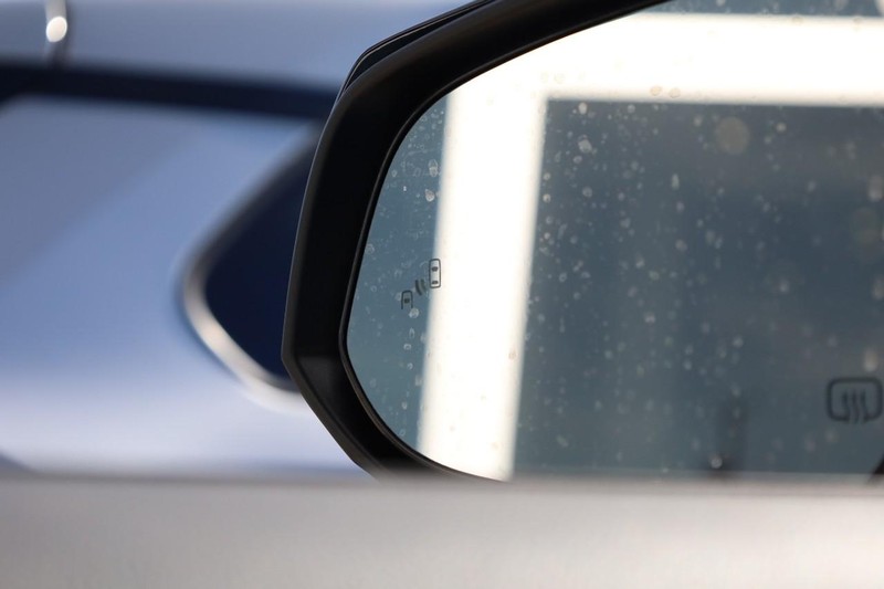 Toyota Corolla Cross Vehicle Image 21