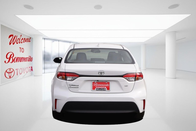 Toyota Corolla Vehicle Image 06