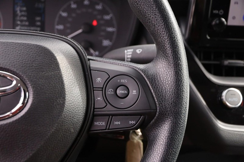 Toyota Corolla Vehicle Image 12