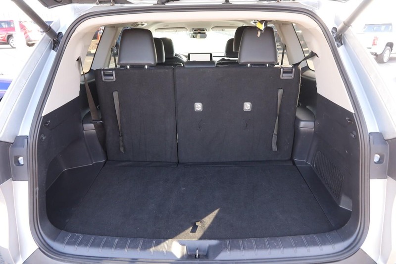 Toyota Grand Highlander Vehicle Image 07