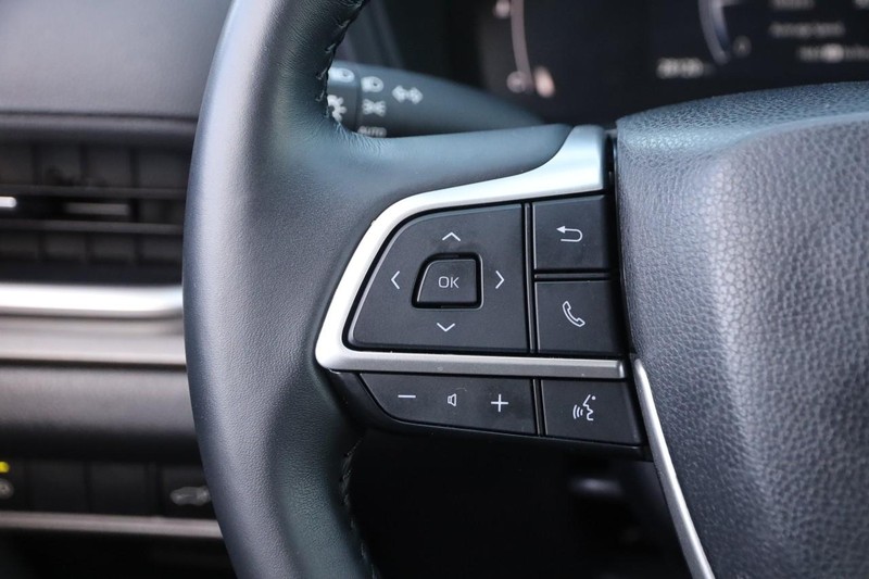 Toyota Grand Highlander Vehicle Image 13