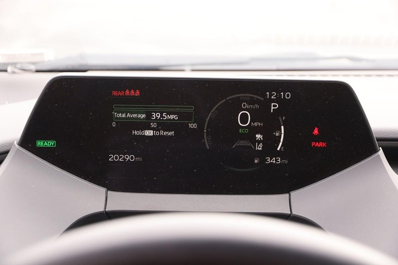 Toyota Prius Vehicle Image 13