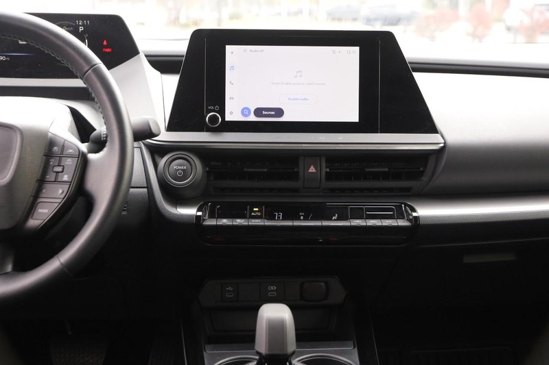 Toyota Prius Vehicle Image 24