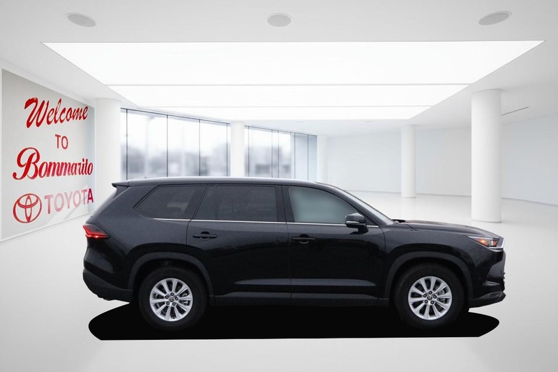 Toyota Grand Highlander Vehicle Image 05