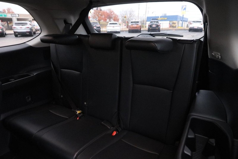 Toyota Grand Highlander Vehicle Image 11