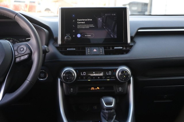 Toyota RAV4 Vehicle Image 25