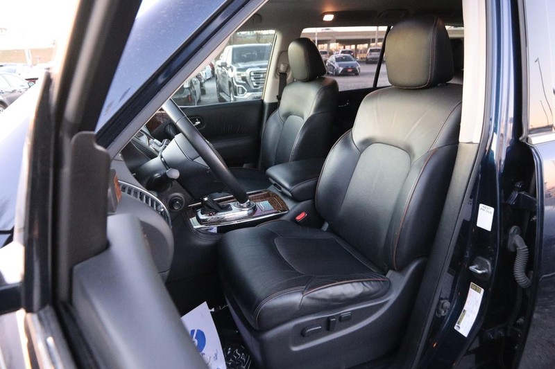 Nissan Armada Vehicle Image 10