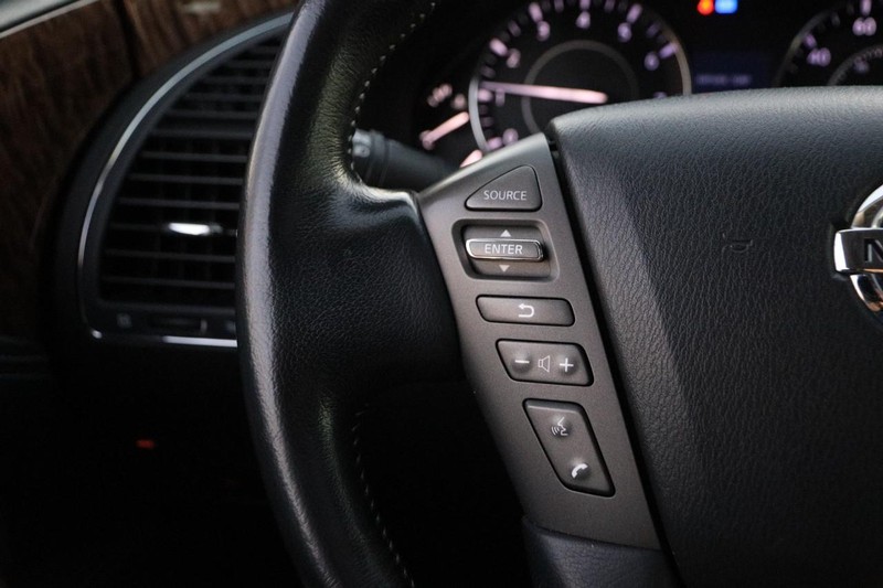 Nissan Armada Vehicle Image 14