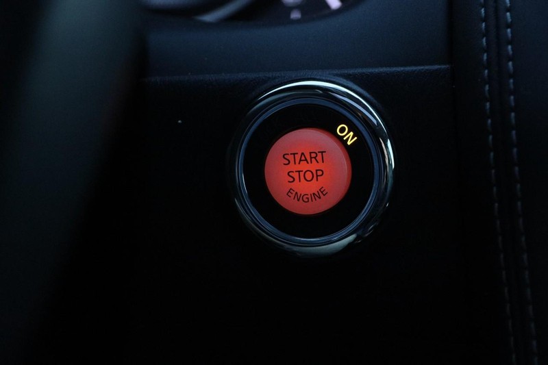 Nissan Armada Vehicle Image 17