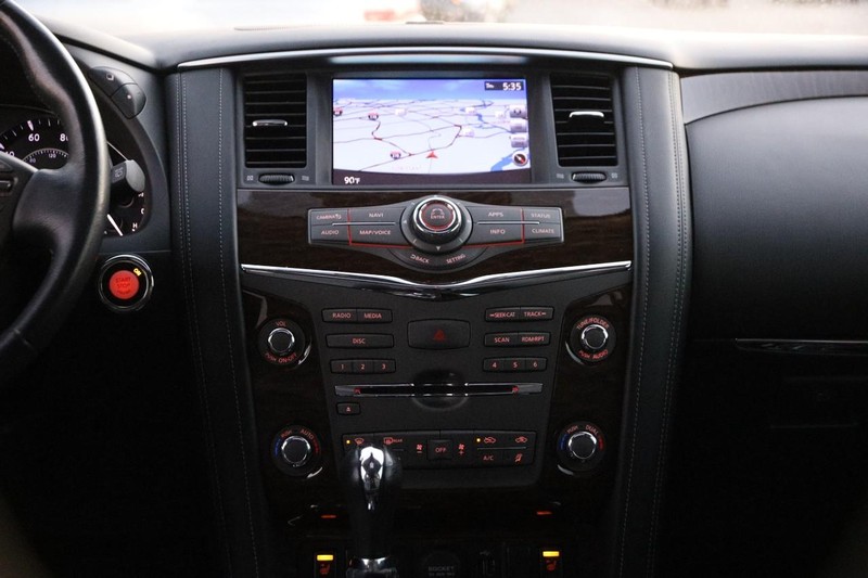 Nissan Armada Vehicle Image 26