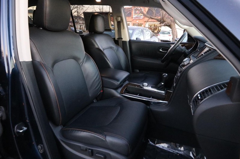 Nissan Armada Vehicle Image 28