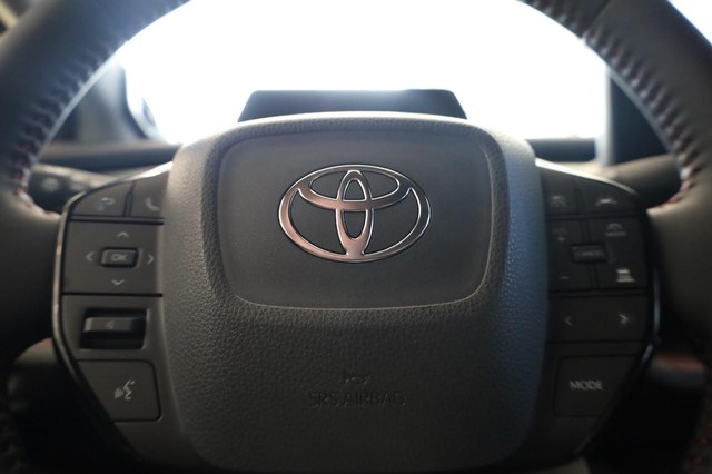 Toyota Prius Plug-In Hybrid Vehicle Image 13