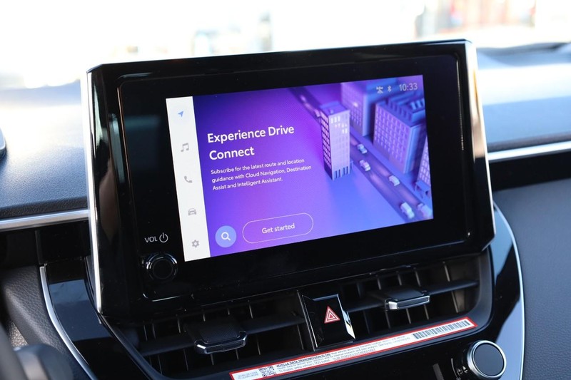 Toyota Corolla Hatchback Vehicle Full-screen Gallery Image 10