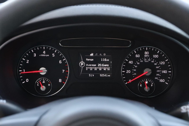 Kia Sorento Vehicle Full-screen Gallery Image 13