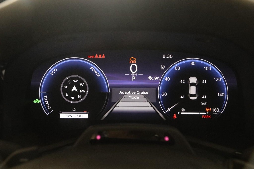 Toyota Camry Vehicle Full-screen Gallery Image 14