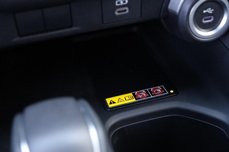 Toyota Grand Highlander Vehicle Full-screen Gallery Image 21