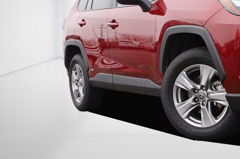 Toyota RAV4 Vehicle Image 03