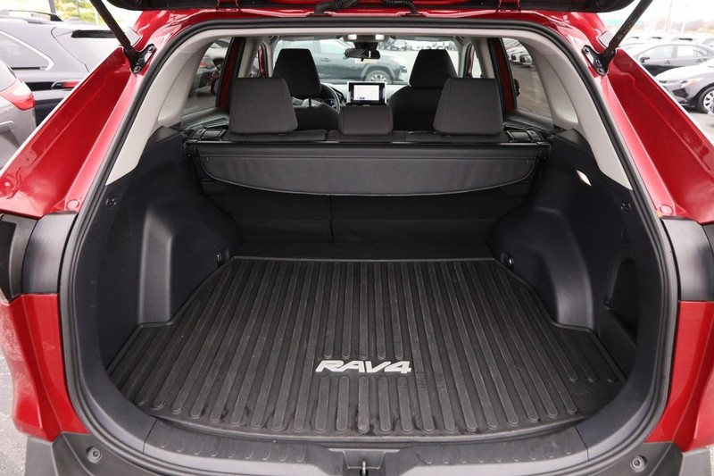 Toyota RAV4 Vehicle Image 07