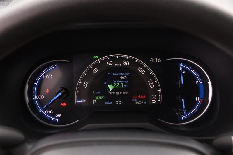 Toyota RAV4 Vehicle Image 14